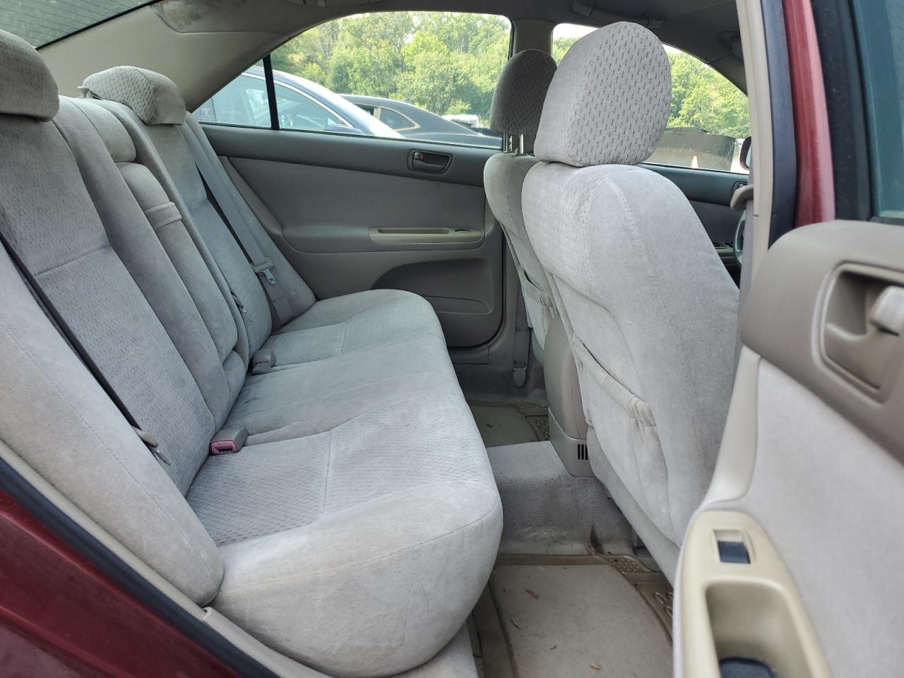 2004 Toyota Camry Le VIN: 4T1BE32K54U288506 Lot: 67786025