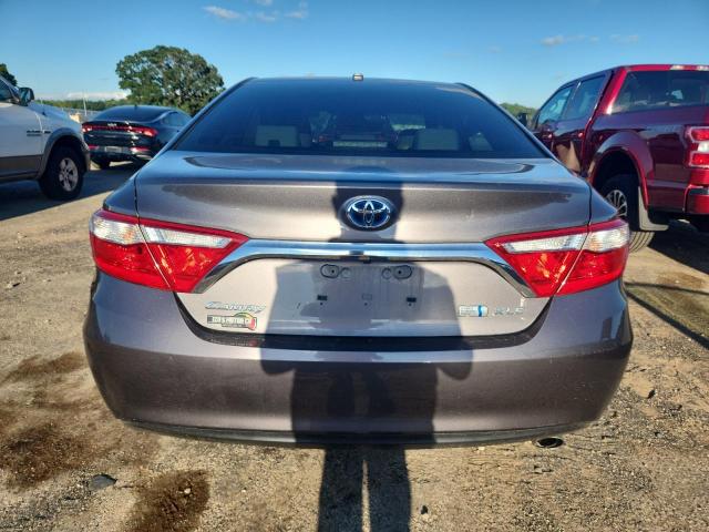 Sedans TOYOTA CAMRY 2017 Szary