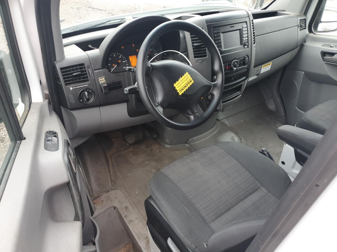 2017 Mercedes-Benz Sprinter 2500 VIN: WD3PE8CD6HP527356 Lot: 70350105