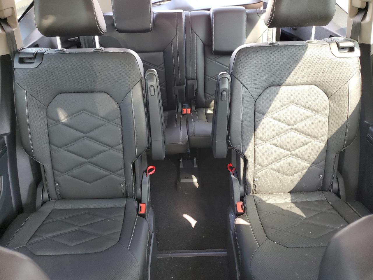 2024 Volkswagen Atlas Se VIN: 1V2HR2CA1RC525524 Lot: 68828435