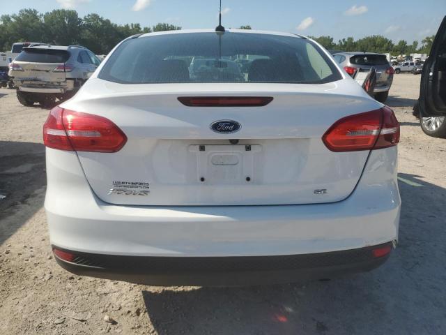  FORD FOCUS 2016 Белы