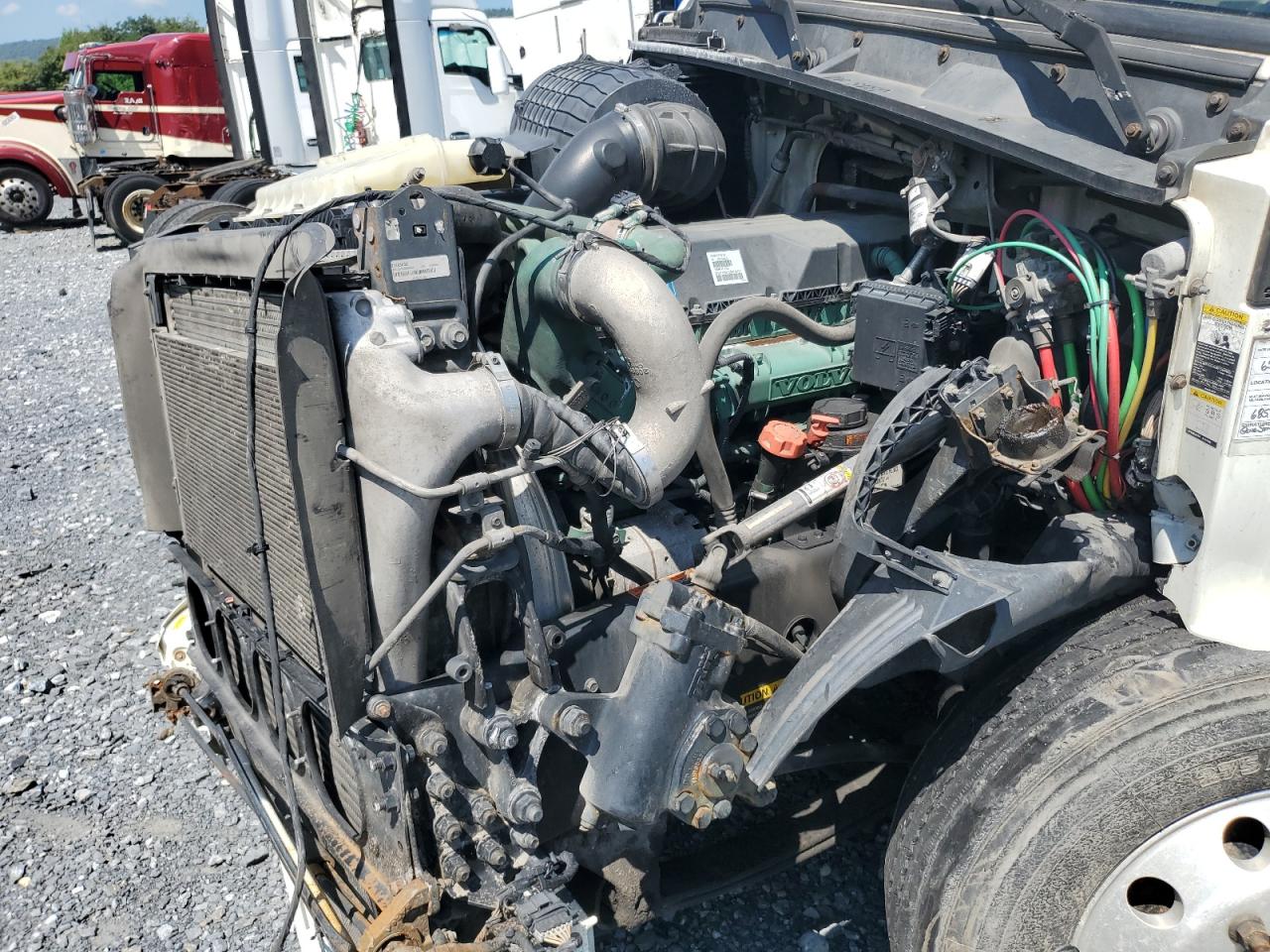 2016 Volvo Vnl Semi Truck VIN: 4V4NC9EH8GN940483 Lot: 66203815