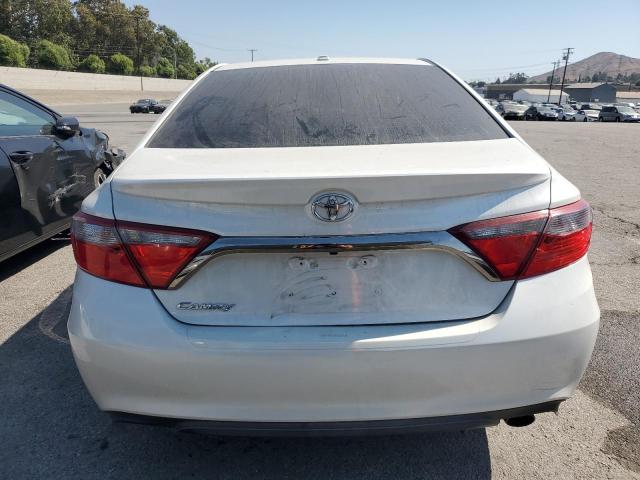  TOYOTA CAMRY 2016 White
