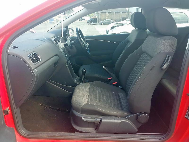 2015 VOLKSWAGEN POLO SE