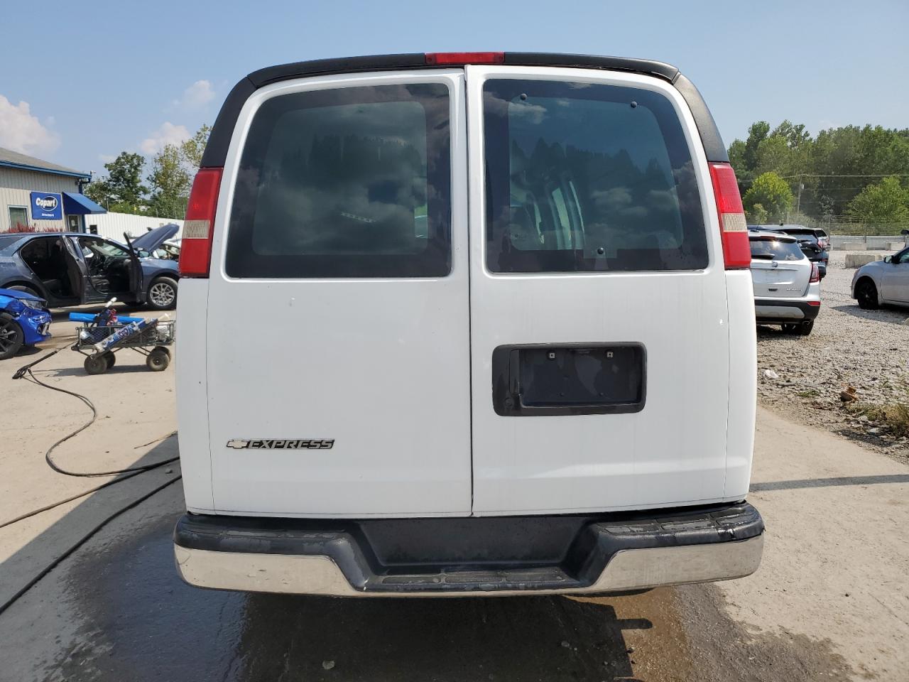 2008 Chevrolet Express G2500 VIN: 1GCGG29C981182225 Lot: 69380635