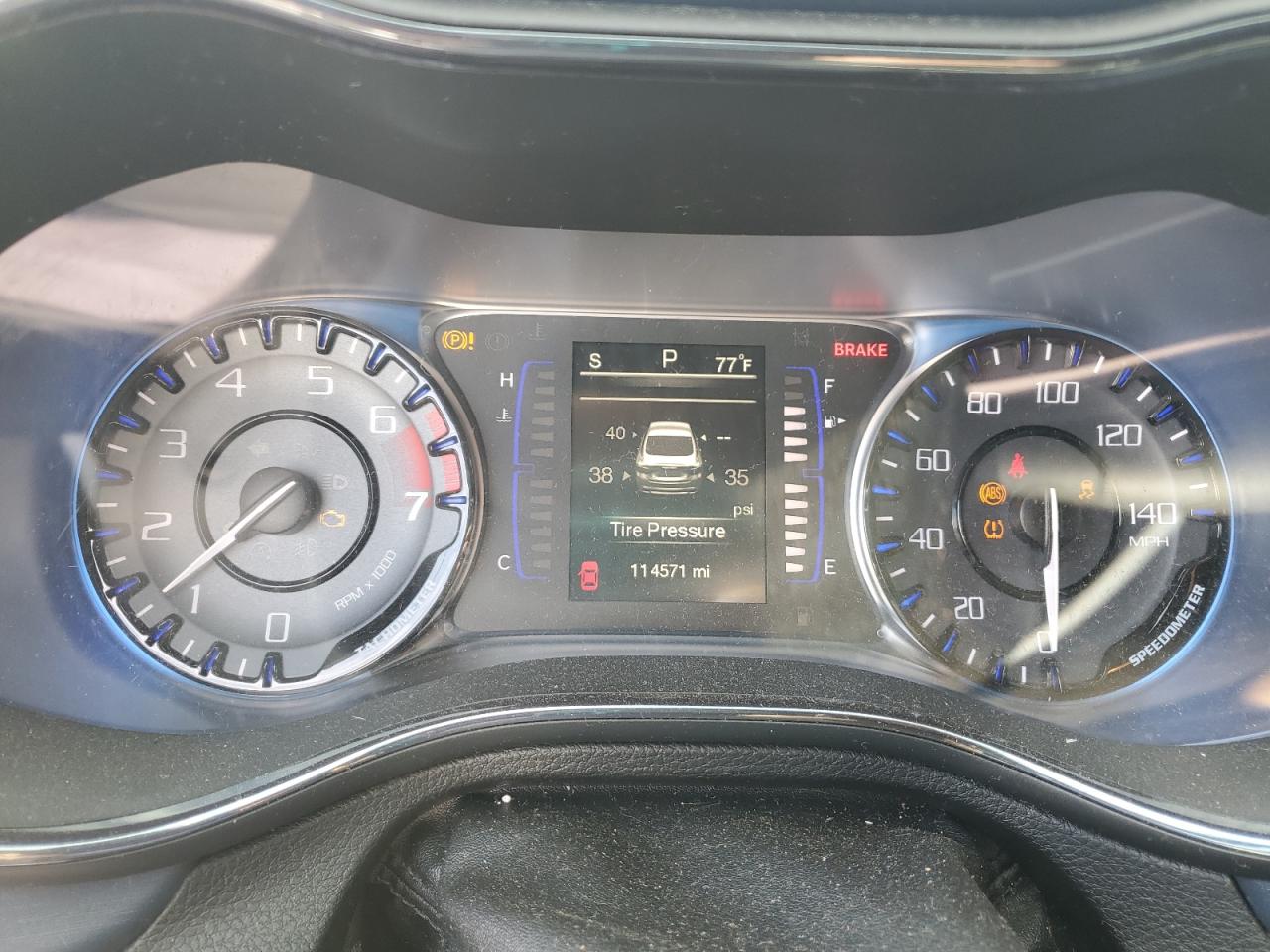 2015 Chrysler 200 S VIN: 1C3CCCBB3FN689164 Lot: 66558485