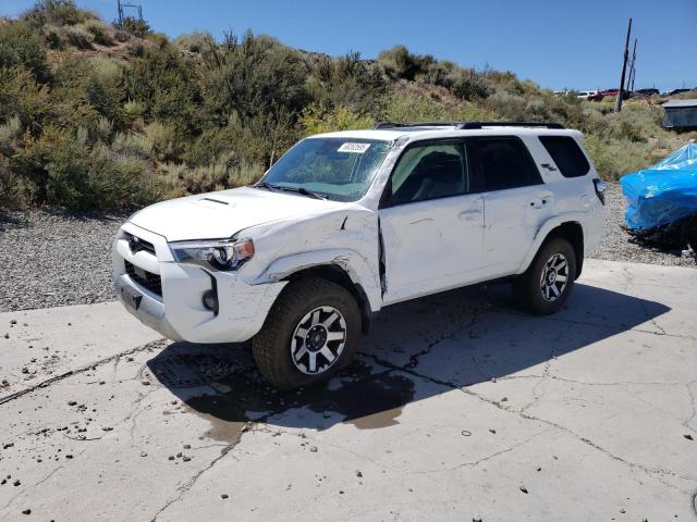  TOYOTA 4RUNNER SE 2023 Белы