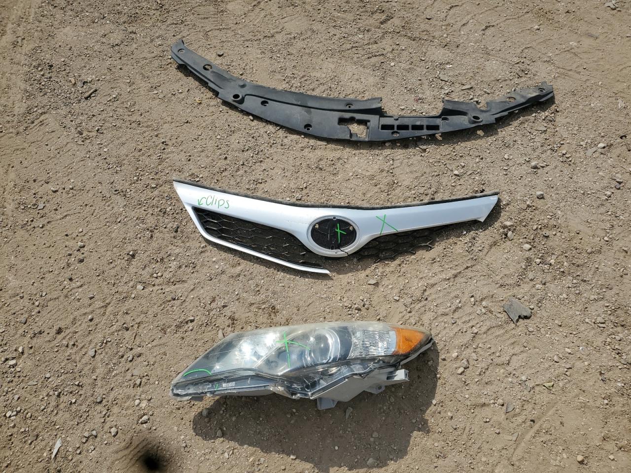 4T1BF1FK0EU437174 2014 Toyota Camry L