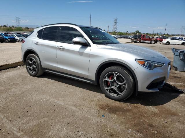  ALFA ROMEO STELVIO 2018 Серебристый
