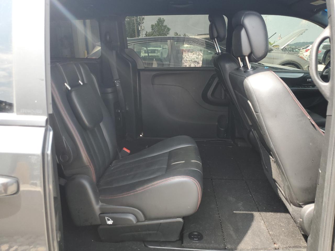 2012 Dodge Grand Caravan R/T VIN: 2C4RDGEG2CR161969 Lot: 68770095