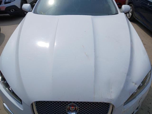 2014 JAGUAR XF LUXURY