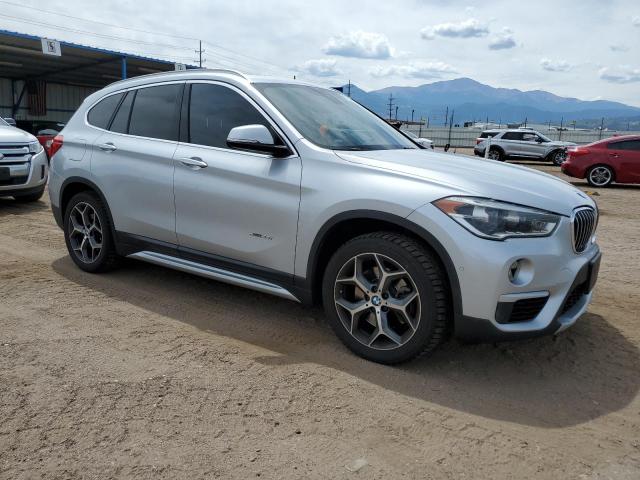  BMW X1 2017 Серебристый