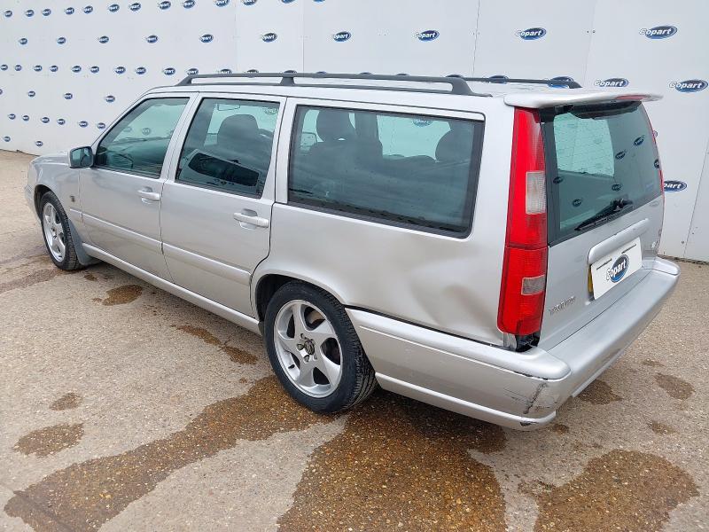 1999 VOLVO V70 SE T5