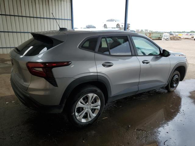  CHEVROLET TRAX 2024 Srebrny