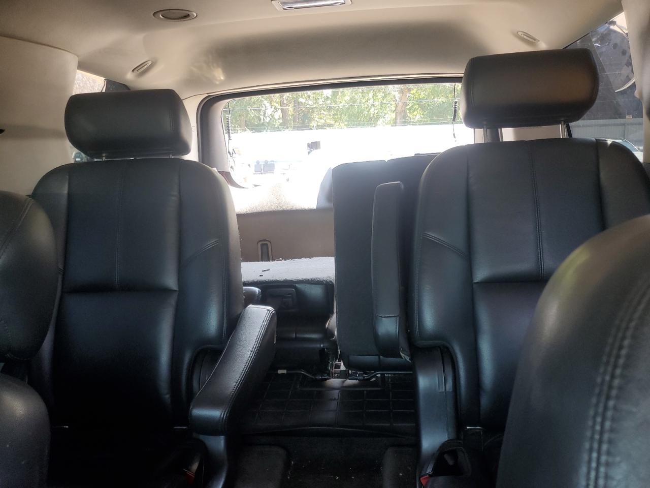 2010 Chevrolet Tahoe C1500 Lt VIN: 1GNUCBE02AR203005 Lot: 70588345