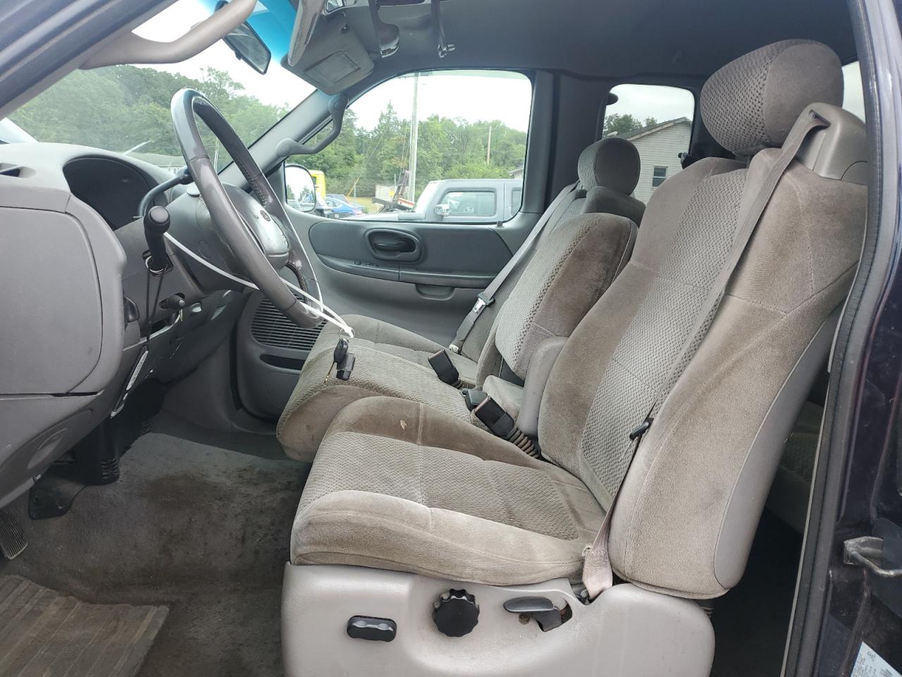 2001 Ford F150 VIN: 1FTRX18L81NA77212 Lot: 69253605