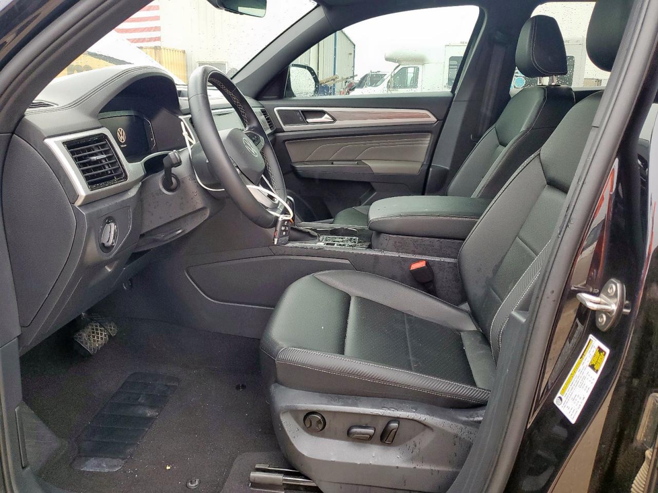 2023 Volkswagen Atlas Cross Sport Se VIN: 1V2WE2CA0PC213906 Lot: 69664775