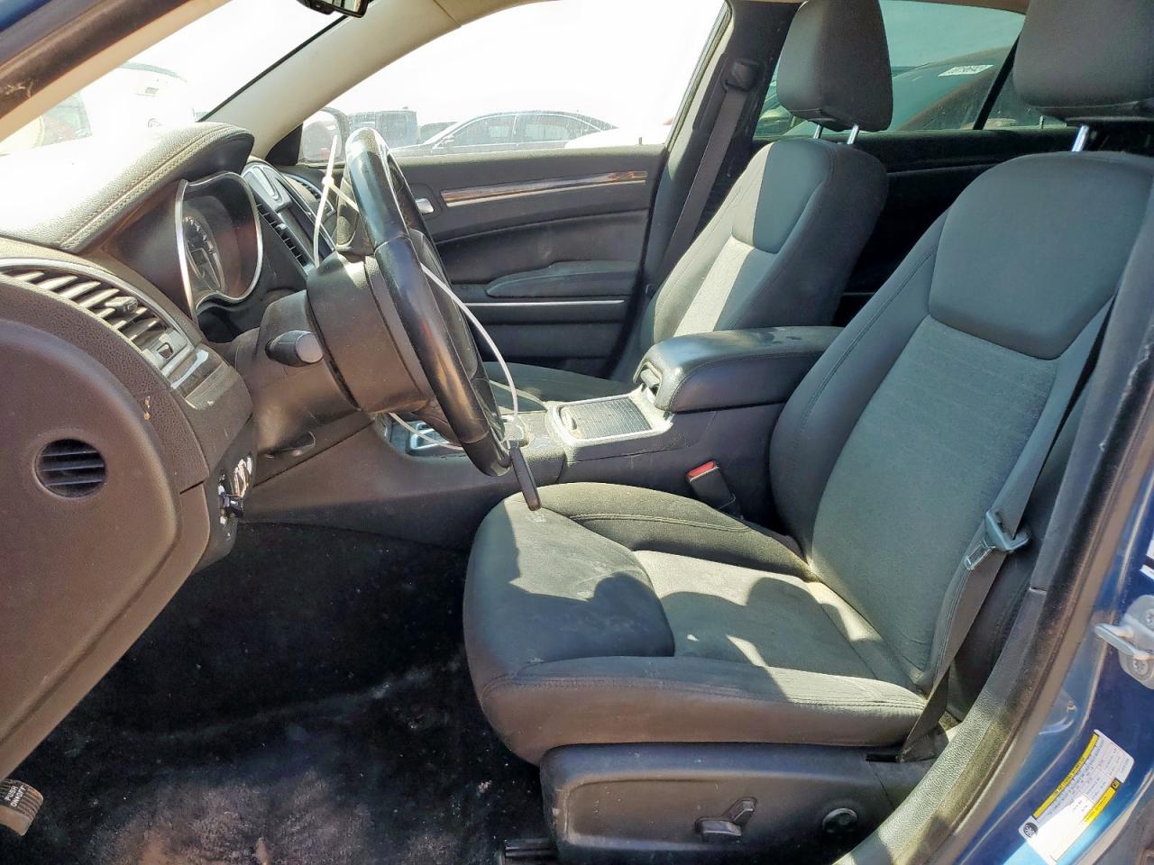 2020 Chrysler 300 Touring VIN: 2C3CCAAG7LH201338 Lot: 68772355