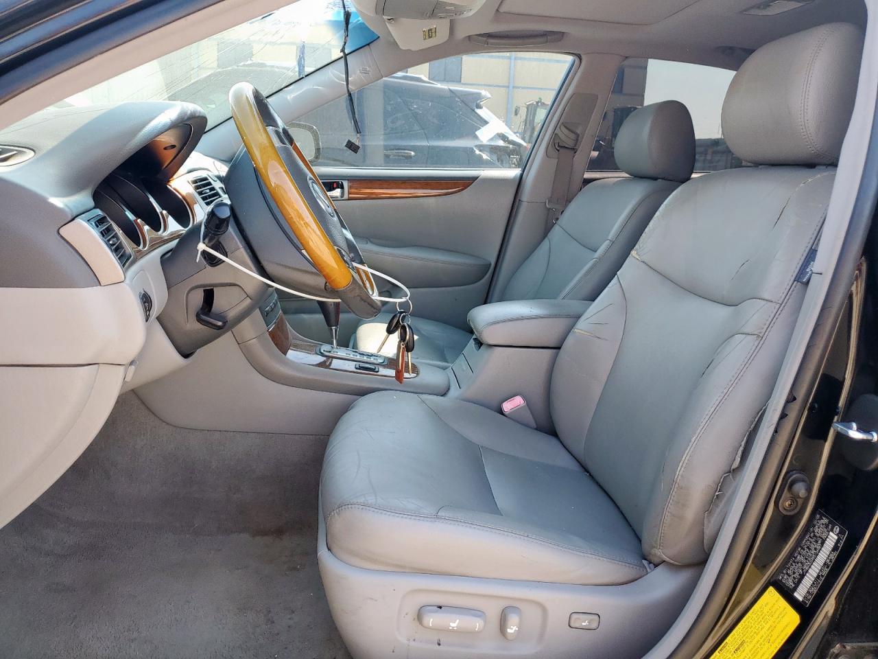 2005 Lexus Es 330 VIN: JTHBA30G455104987 Lot: 69468785