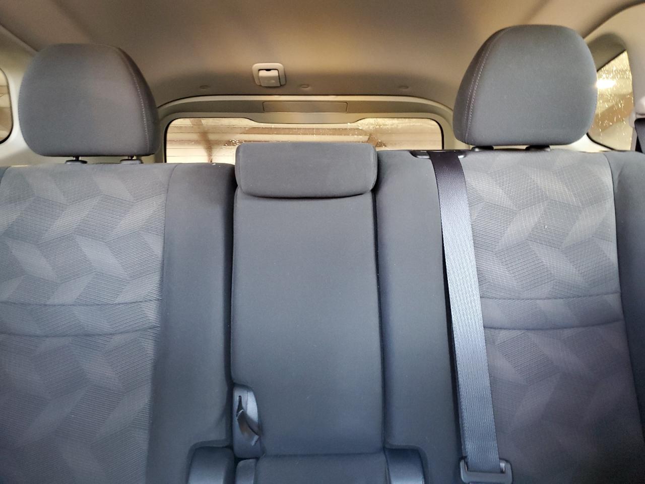 2016 Nissan Rogue S VIN: KNMAT2MV6GP727769 Lot: 68338535