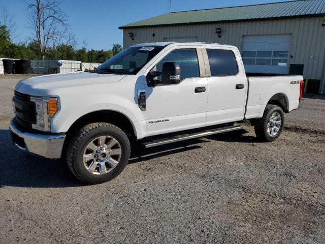 Pickups FORD F250 2017 Biały