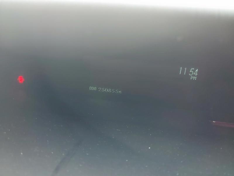 2011 TOYOTA PRIUS T3
