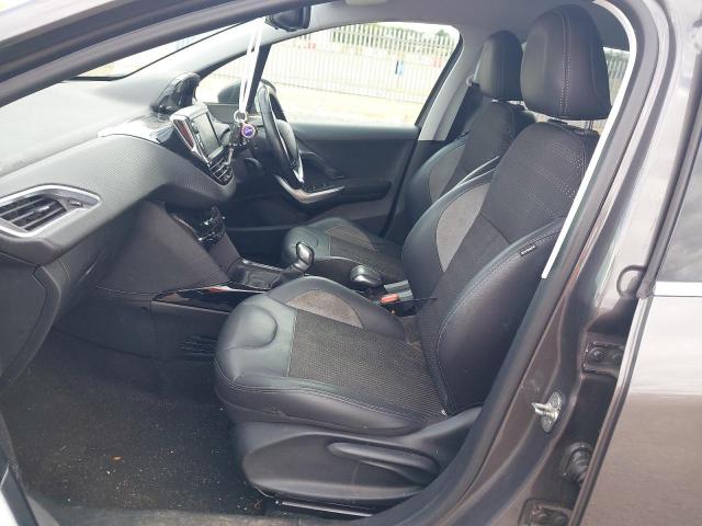 2017 PEUGEOT 2008 ALLUR