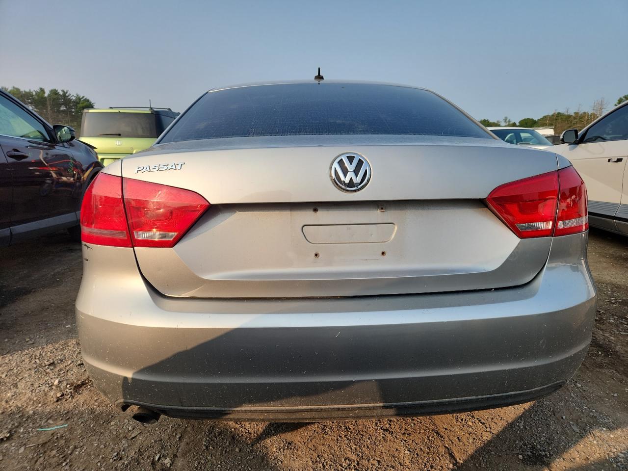 2013 Volkswagen Passat S VIN: 1VWAP7A35DC064828 Lot: 68102105