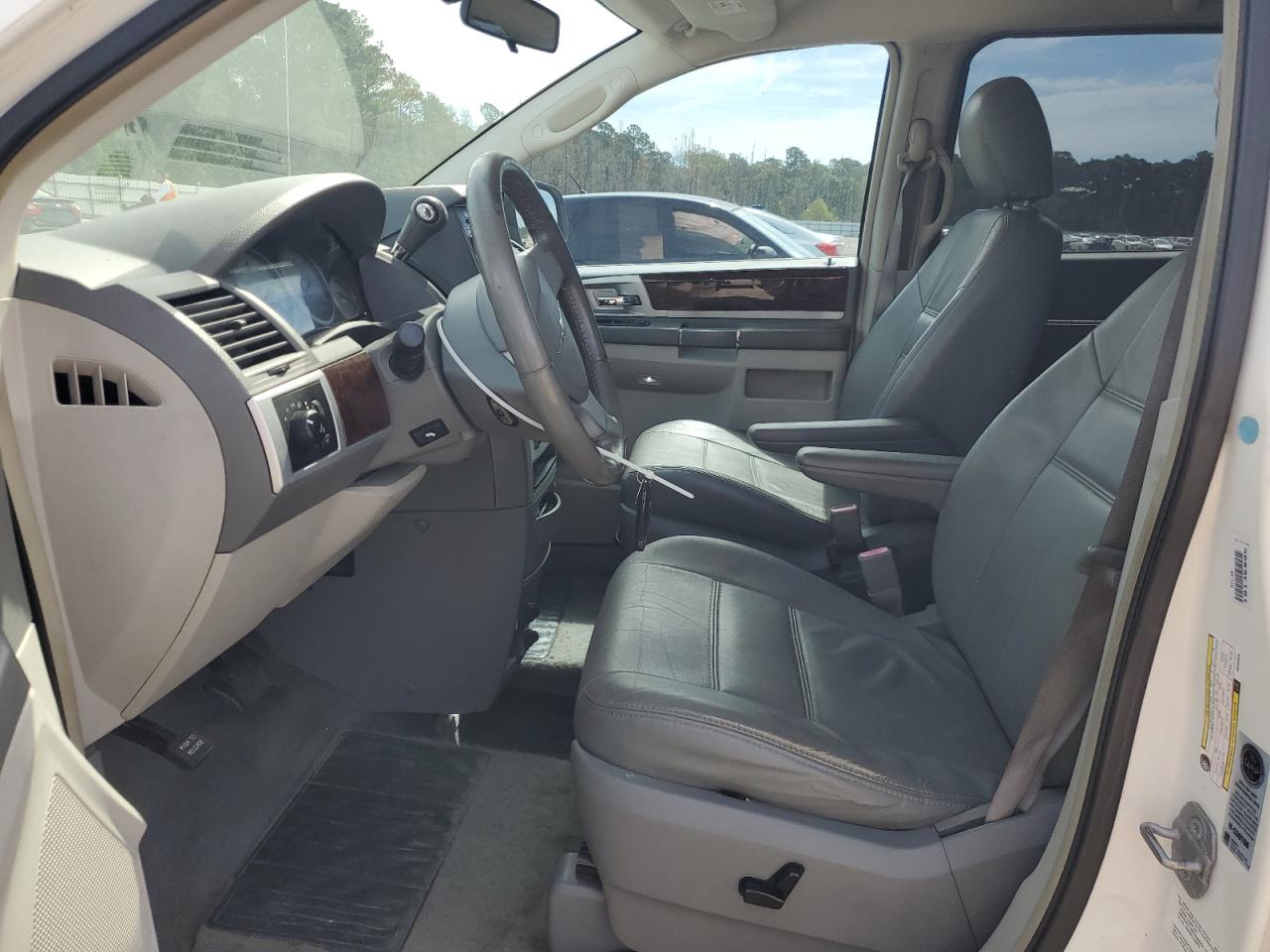 2009 Chrysler Town & Country Touring VIN: 2A8HR54159R683639 Lot: 69983375