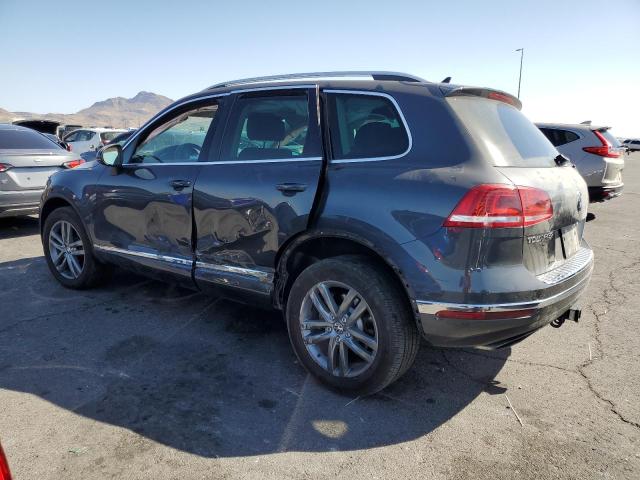  VOLKSWAGEN TOUAREG 2016 Серый