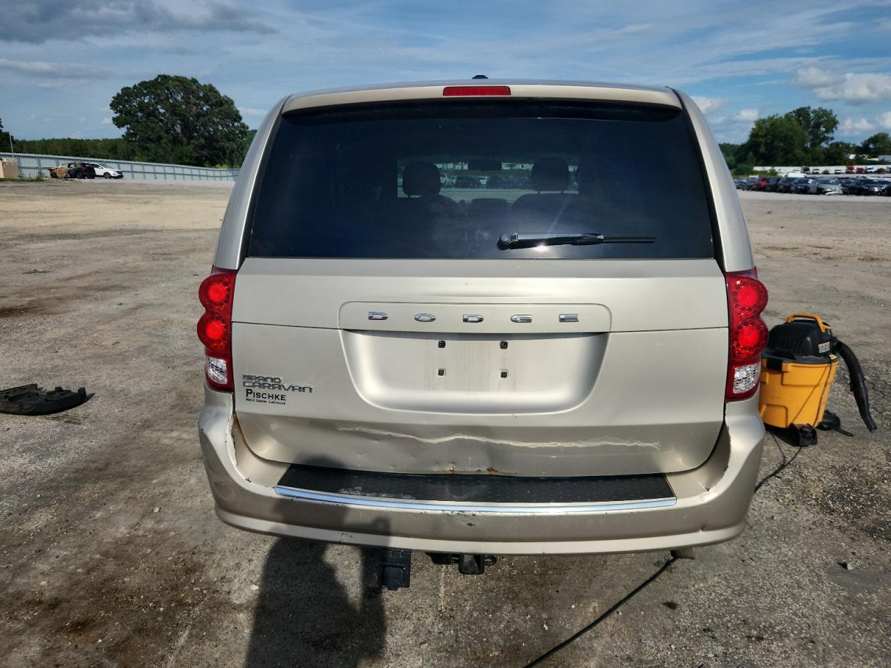 2015 Dodge Grand Caravan Se VIN: 2C4RDGBG7FR660727 Lot: 69992055