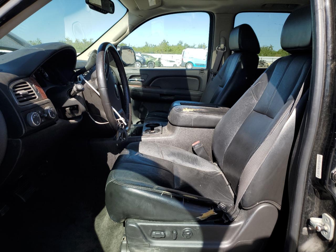 2007 Chevrolet Tahoe K1500 VIN: 1GNFK13087R268104 Lot: 67838865