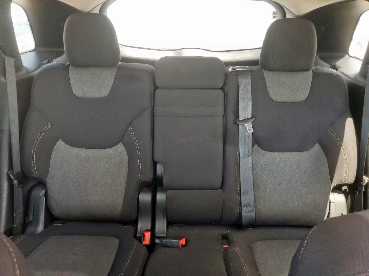 2018 Jeep Cherokee Latitude VIN: 1C4PJLCB4JD566506 Lot: 67318665