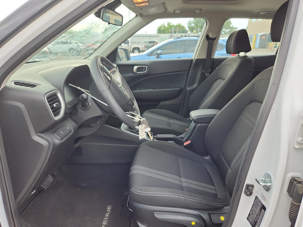 2023 Hyundai Venue Sel VIN: KMHRC8A37PU261680 Lot: 68486905