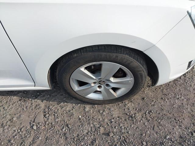 2017 SKODA RAPID SE T
