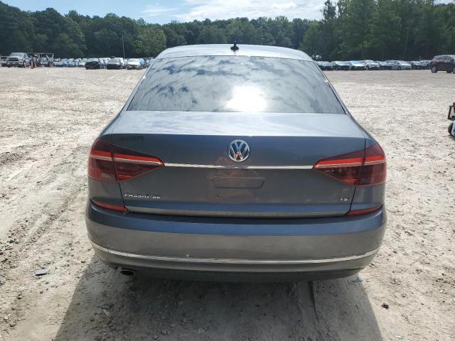  VOLKSWAGEN PASSAT 2017 Серый