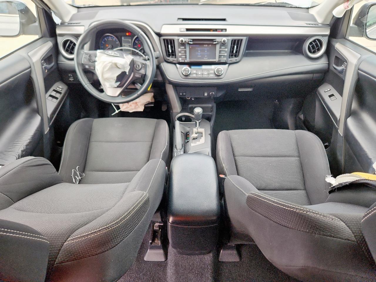 2017 Toyota Rav4 Xle VIN: 2T3RFREV8HW643184 Lot: 68572145