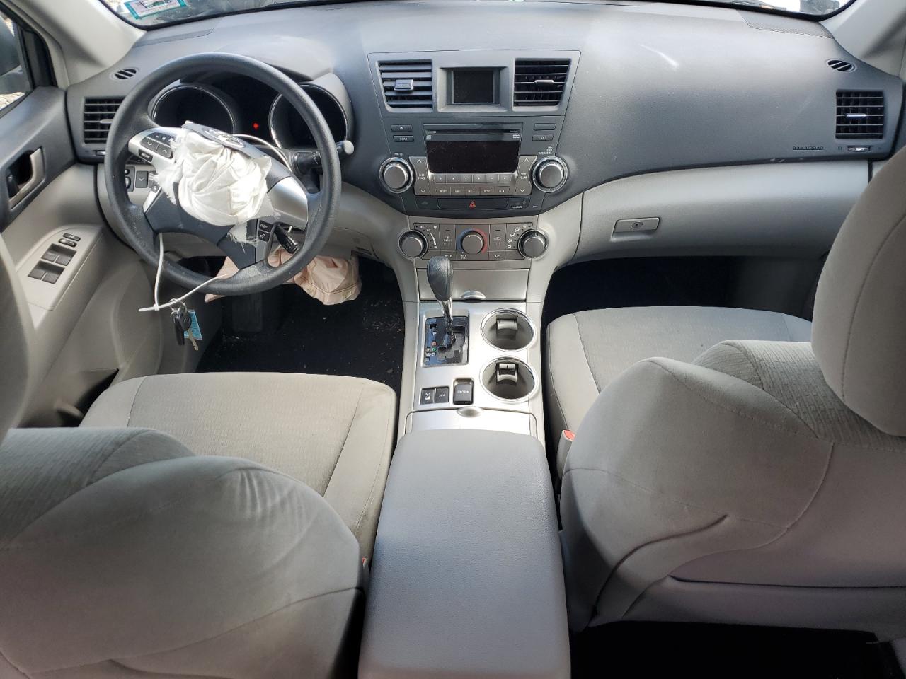 2011 Toyota Highlander Base VIN: 5TDBK3EH1BS079925 Lot: 70480805