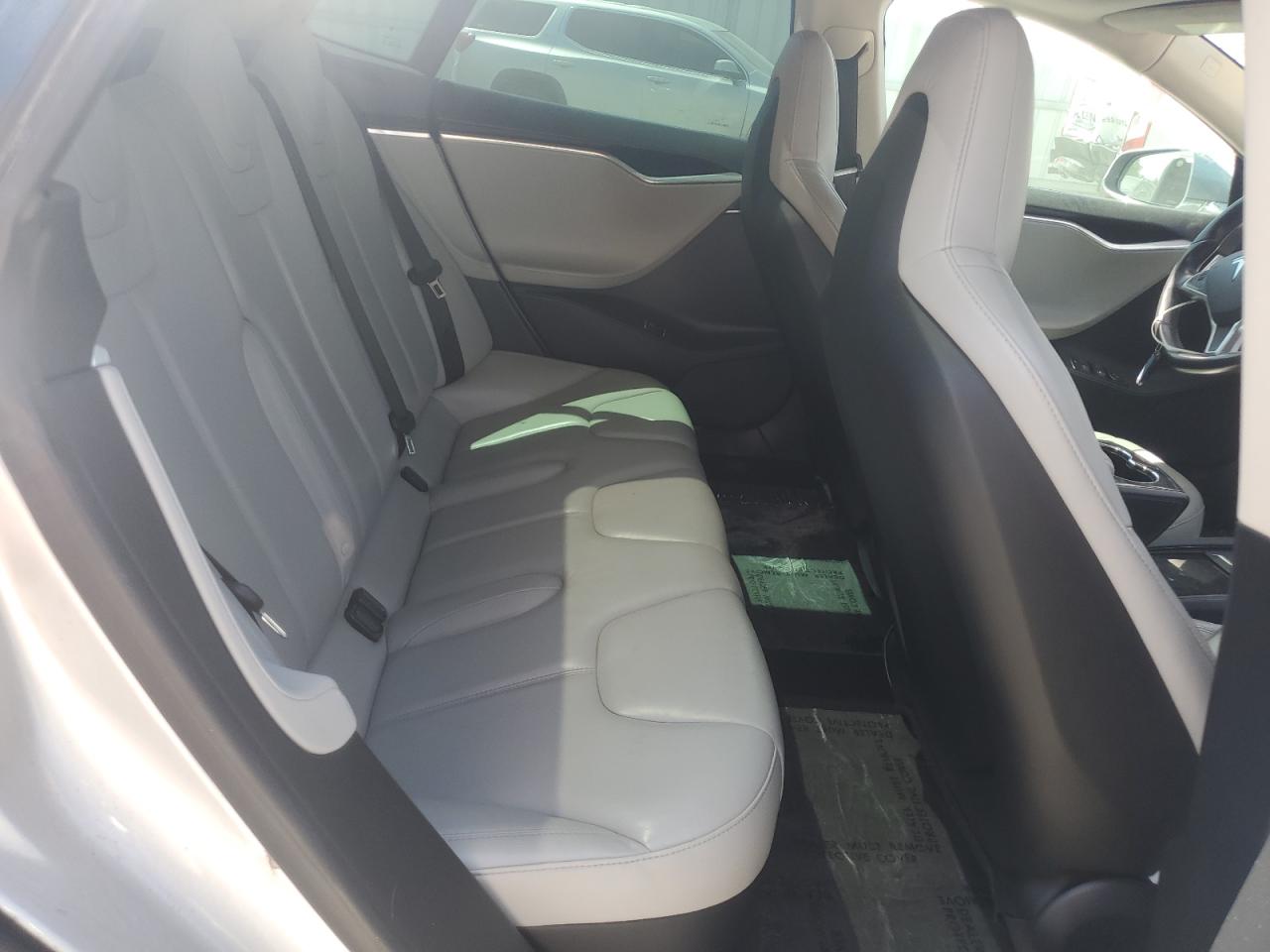 2014 Tesla Model S VIN: 5YJSA1S19EFP38762 Lot: 70589665