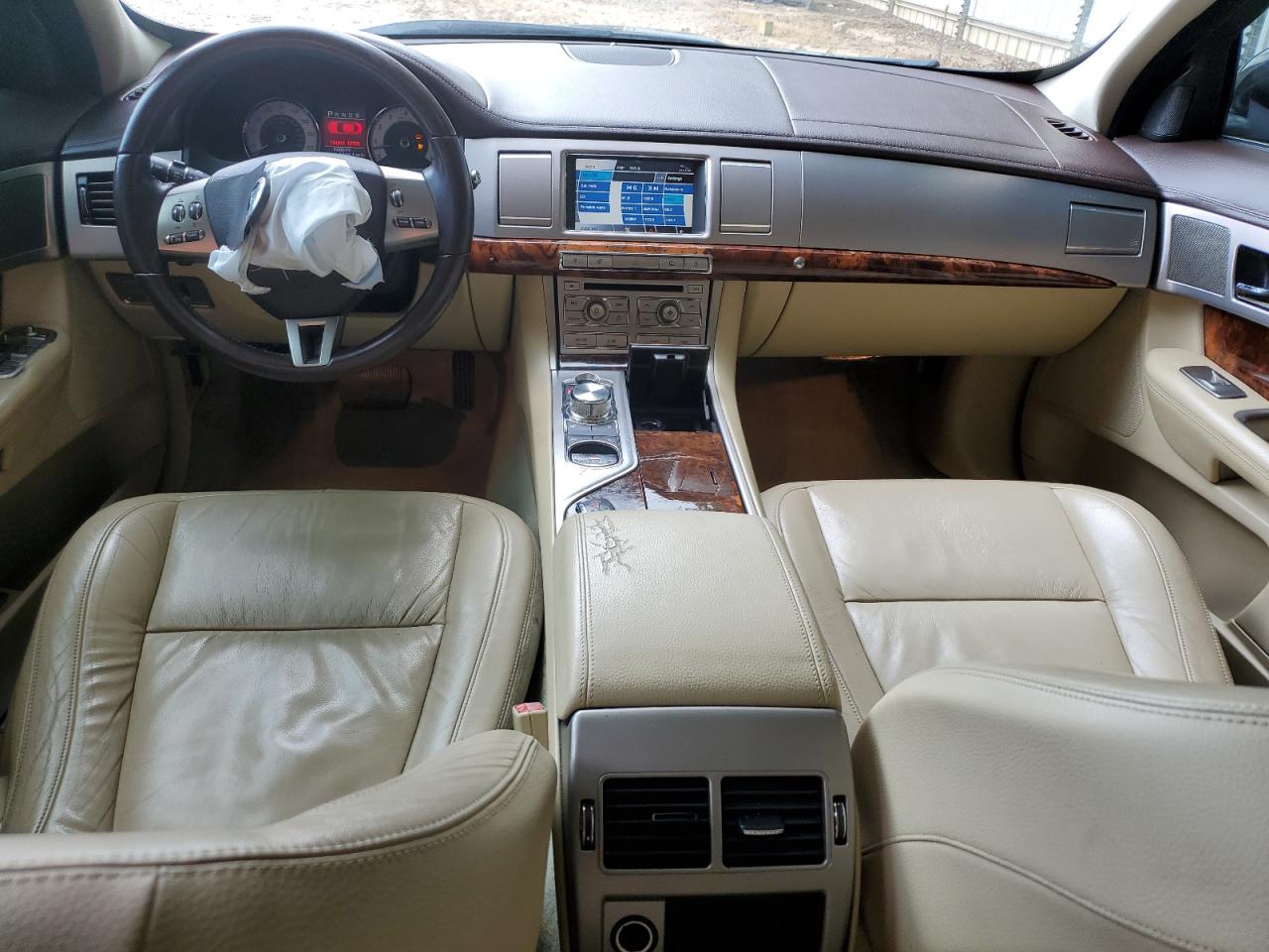 2011 Jaguar Xf VIN: SAJWA0FBXBLR92795 Lot: 68378565