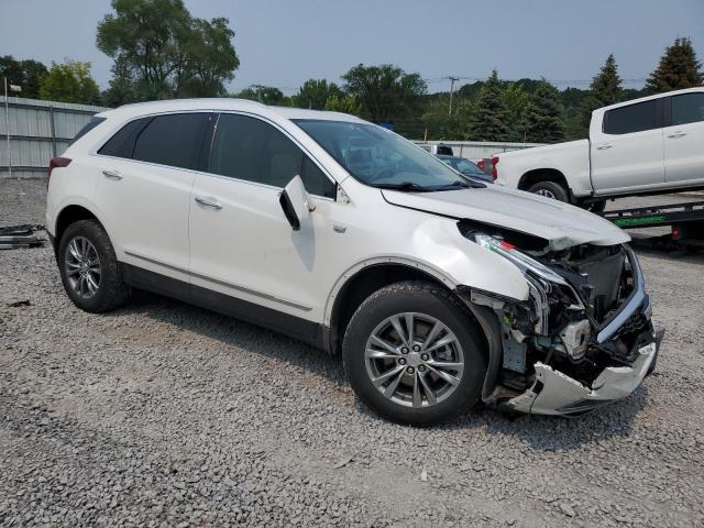  CADILLAC XT5 2022 Белы