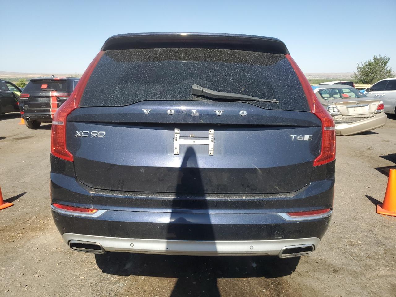 2016 Volvo Xc90 T6 VIN: YV4A22PL7G1038465 Lot: 68195665