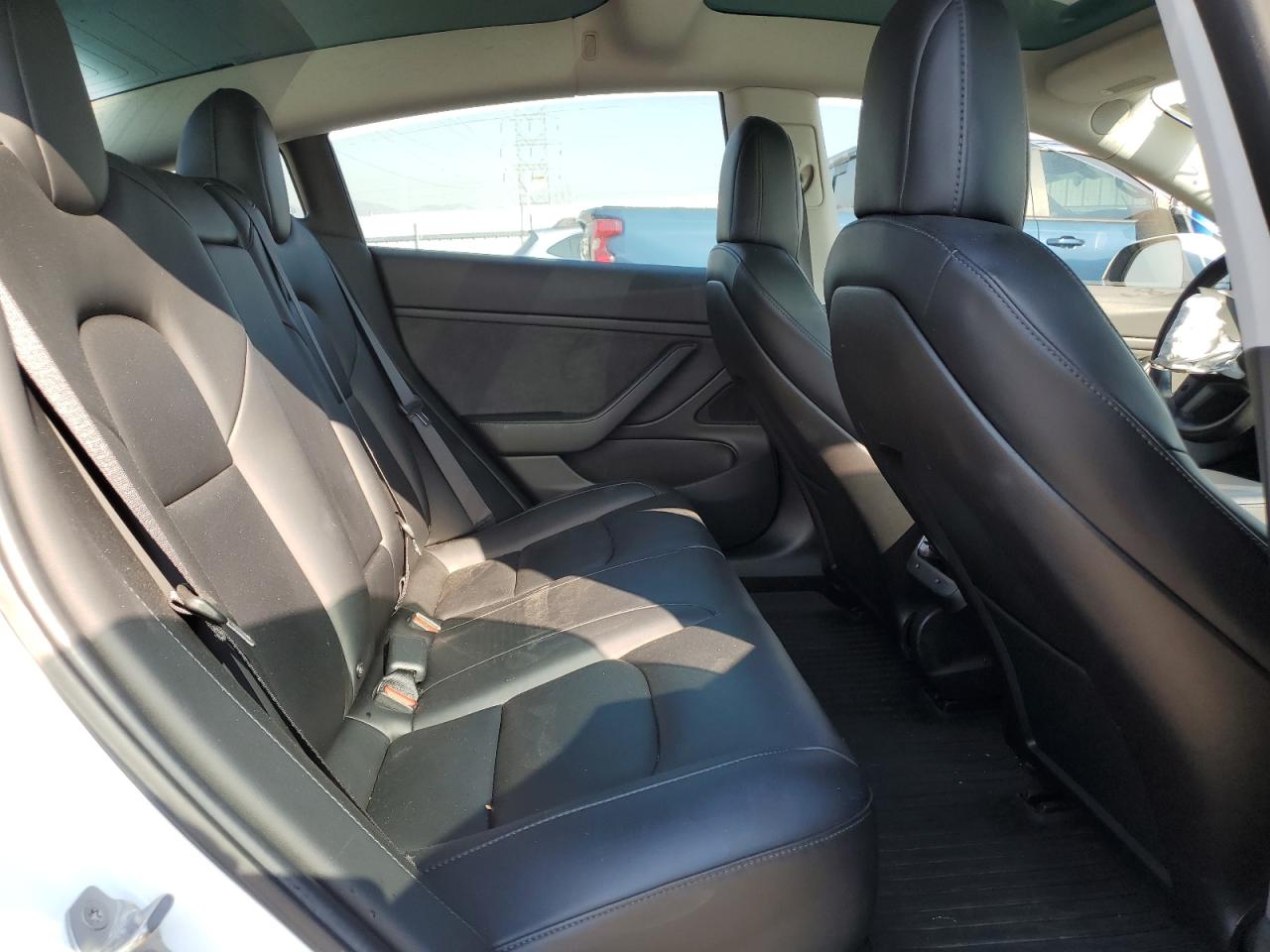 2019 Tesla Model 3 VIN: 5YJ3E1EB9KF388512 Lot: 68750645