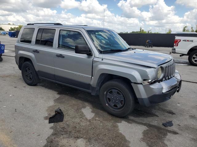  JEEP PATRIOT 2014 Silver