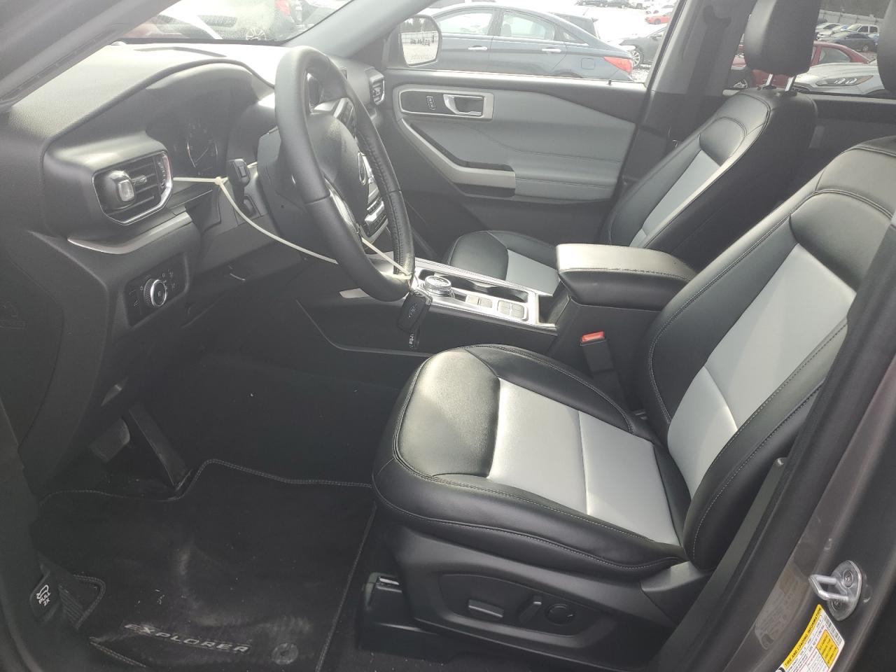 2024 Ford Explorer Xlt VIN: 1FMSK7DH2RGA33884 Lot: 69952655