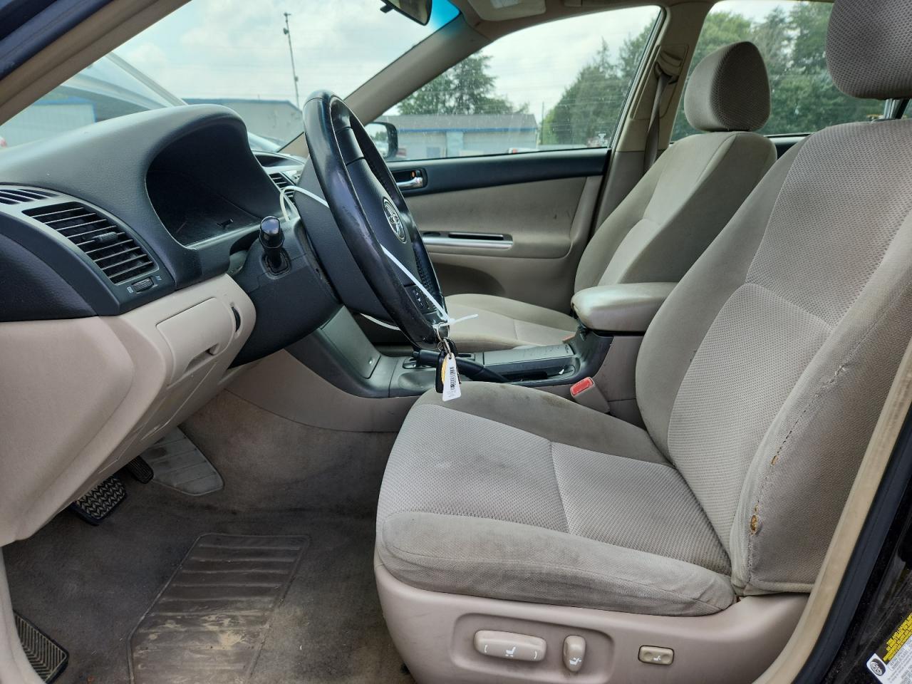 2005 Toyota Camry Le VIN: 4T1BE32K95U043340 Lot: 68111165