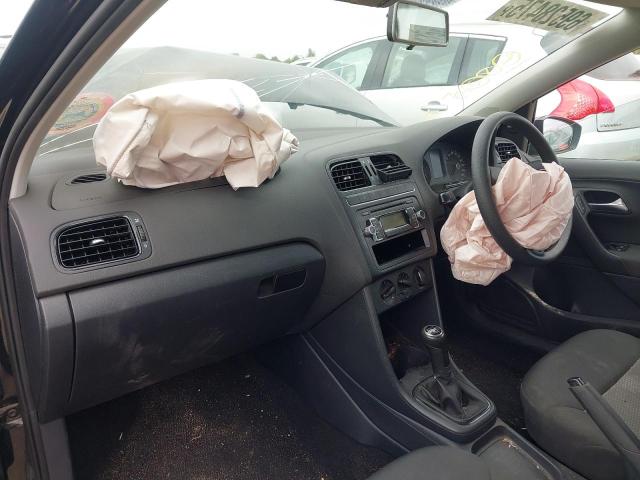 2011 VOLKSWAGEN POLO S