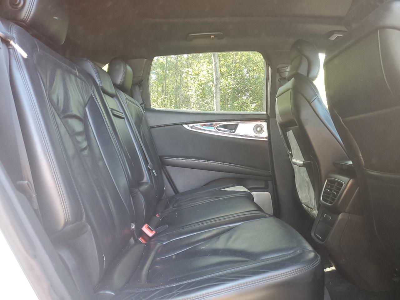 2016 Lincoln Mkx Reserve VIN: 2LMTJ8LRXGBL70982 Lot: 66103595