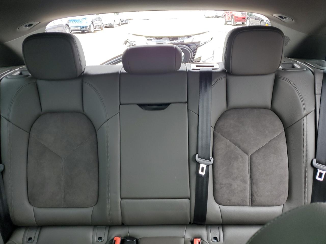 2019 Porsche Macan VIN: WP1AA2A54KLB03543 Lot: 68720885