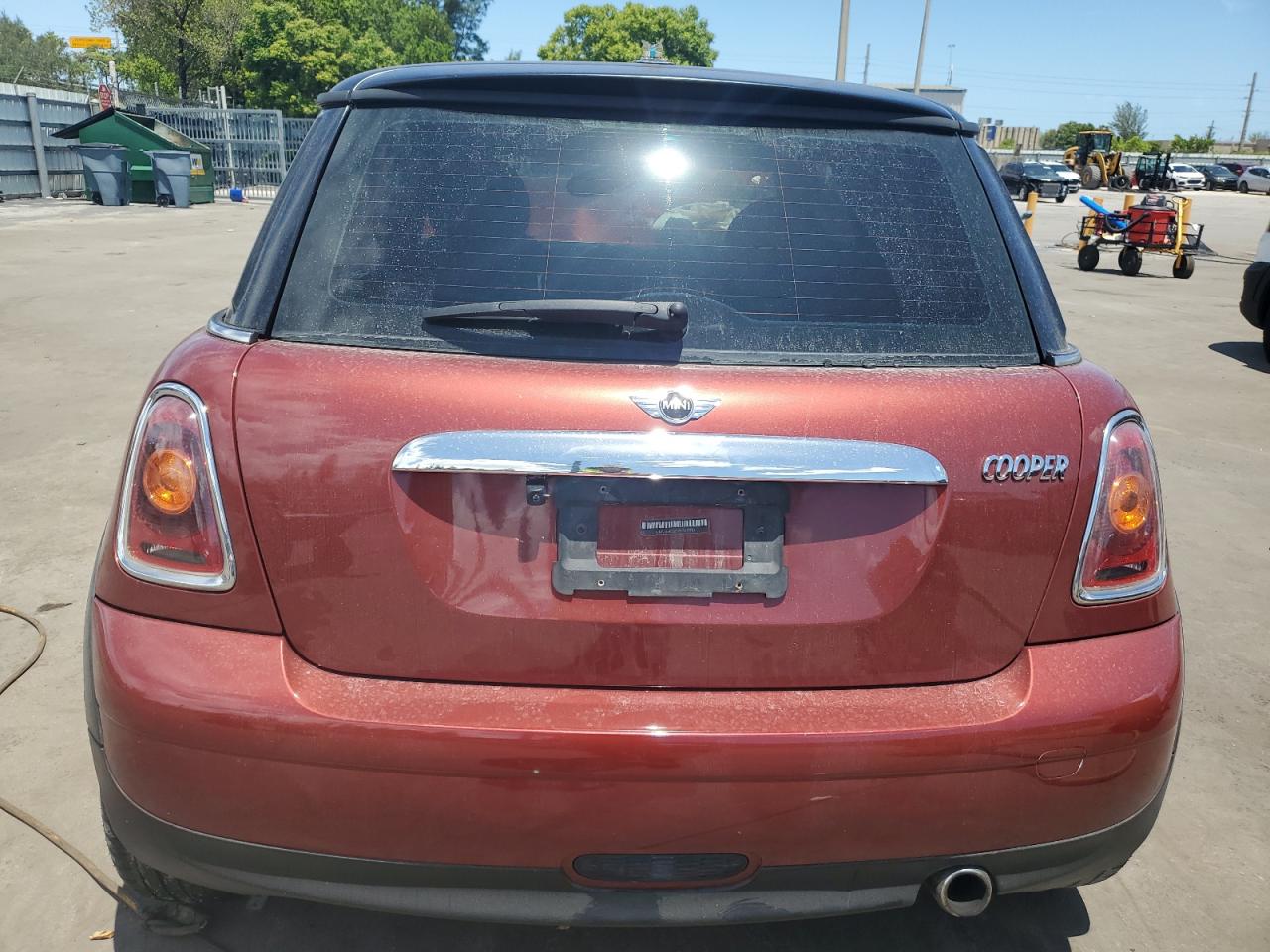 WMWMF33589TW77704 2009 Mini Cooper